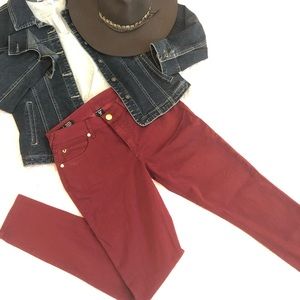 TRUE RELIGION Burgundy Jeans